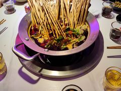-钢管厂五区小郡肝串串香(奥克斯广场锦城万达店)