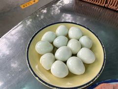 鹌鹑蛋-王歘歘·chuǎ火锅(五道营店)