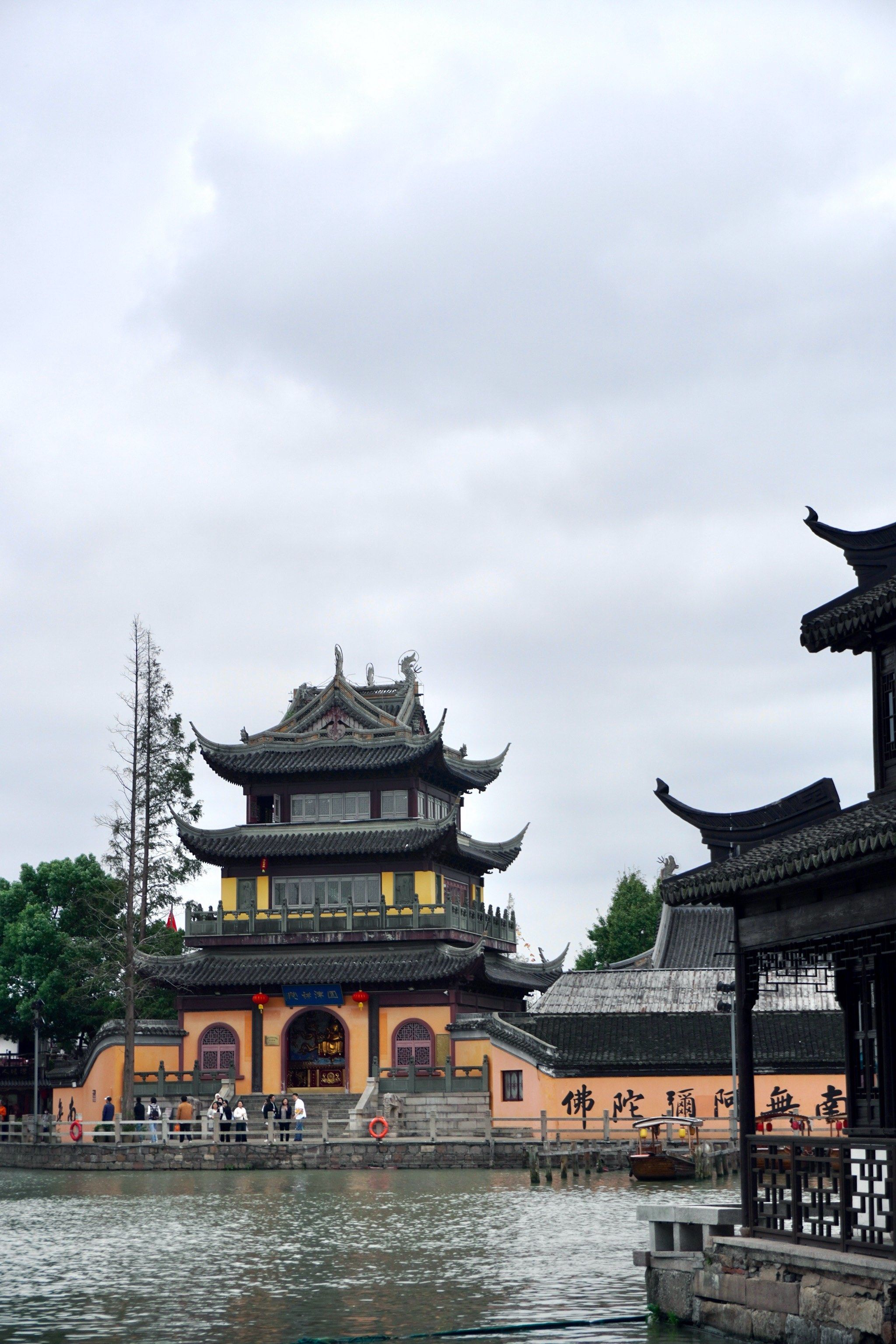 朱家角古镇一日游 吃货的世界唯有美食不可辜负