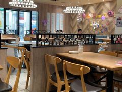 -必胜客(花都百业店)