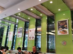 大堂-香港新记茶餐厅(湖墅南路店)