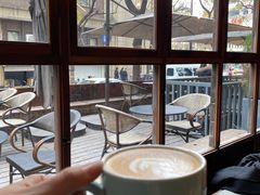 靠窗位-VESH COFFEE(定西路店)