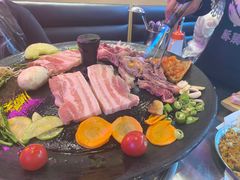 -豚豚家돈돈가韩国锅盖烤肉(新北万达店)
