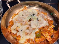 芝士拉面炒年糕-博欧姆新派韩国料理·炸鸡(艾尚店)