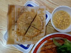 -魔都三兄弟酸辣粉·蘸卤炸串(虹桥万科店)
