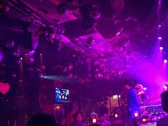 -胡桃里乐队酒馆