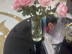-雅悦齿科(顾村公园店)