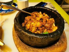 石锅杭椒牛蛙-桂满陇天书(南京德基旗舰店)