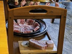 -唯成•韩国炭火烤肉 유성고기