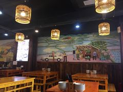 大堂-饭饱香土碗菜(新科店)