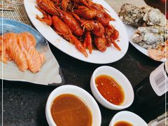 -淄博蓝海国际大饭店·蓝钻国际美食自助百汇(柳泉路店)