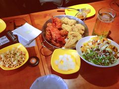 -BHC炸鸡(明洞总店)