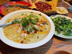 -先启半步颠小酒馆(白麓里店)