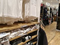 -优衣库(北京枫蓝国际广场店)
