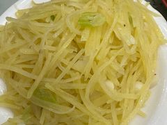 -王师一把抓羊肉泡馍(河东东街店)