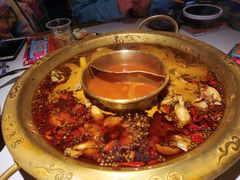 罗宋鸳鸯锅-哥老官重庆美蛙鱼头(日月光店)