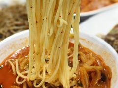 辣海鲜面-桃园中华料理炸酱面(燕儿岛路店)