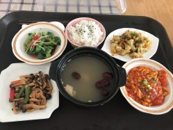 -月之旅·尊 高端月子会所(科馨别墅一店)