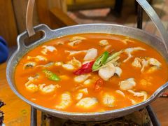 -老滇山寨•云南特色菜•地方菜•民族风情歌舞表演(金碧店)