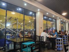 大堂-牛一煲美食(江高店)