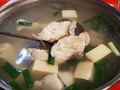 加鱲鮮魚湯-梅鑫海产店