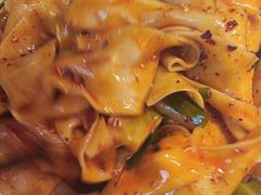 -阿瓦山寨·湘菜现炒·剁椒鱼头王(咸阳总店)