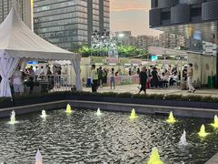 -苏州现代传媒广场商业