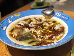 老坛酸菜鲈鱼-鱼库·不仅是一家烤鱼店(车公庙店)