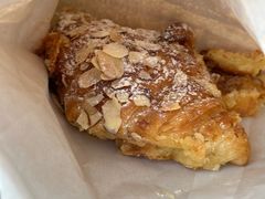 杏仁羊角-Fergbaker(皇后镇店)