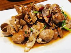 富贵辣炒花蛤-蚝堡海鲜·威海菜·海肠捞饭·烧烤·亚洲吃蚝公司(幸福门店)