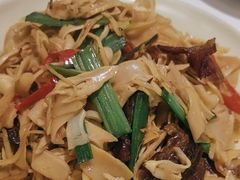 -鹿港小镇(金虹桥国际中心店)