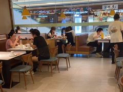 -小鱼小牛(世欧广场店)