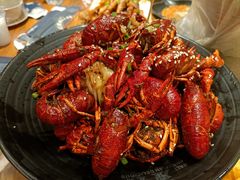 -巴厘龙虾·榜首油焖大虾(音乐学院·沿江酒馆店)