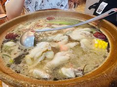 石橄榄炖鸡-洪大厨鸡煲(福田店)