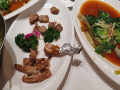 -梅利汴京烤鸭•开封豫菜地标店(东大街店)