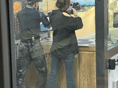 -都市枪神实弹射击俱乐部