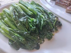 蒜蓉炒菜心-大树头·花园餐厅(市桥店)