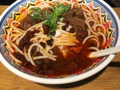 -鑫花溪牛肉米粉(人民广场店)