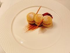 巴黎贝斯夹心巧克力酱香草冰淇淋-福楼法餐厅FLO