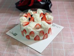 爆款草莓蛋糕-维尔纳斯意大利手工艺生日蛋糕(滨江店)