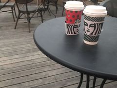 露天位-星巴克(汇京国际广场店)