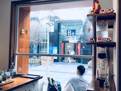 -Line 咖啡(石厦花园店)