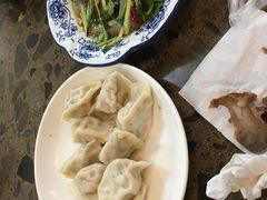 -周家大连水饺(美专校街店)