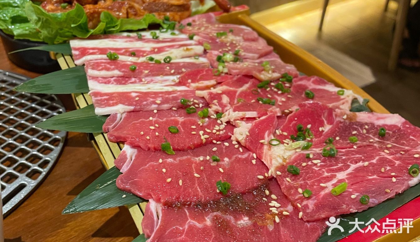 一起来吃肉。