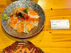 -晶吉·居酒屋·烧鸟·生鱼饭(中山区民主广场店)