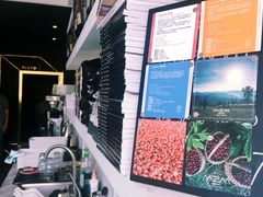 -UNI UNI(环亚凯瑟琳店)