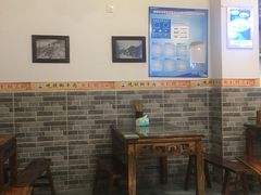 大堂-杨三娘跷脚牛肉(羊子山西路店)