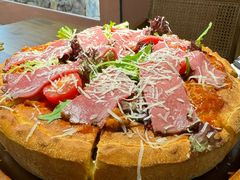 -Dragon Pizza•圆脸龙披萨·牛排餐厅
