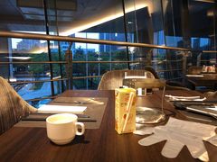 -乐咖啡西餐厅(太湖皇冠假日酒店)