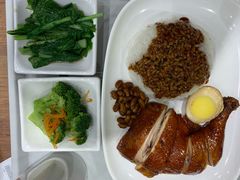 -了凡油鸡饭·面(台北101店)